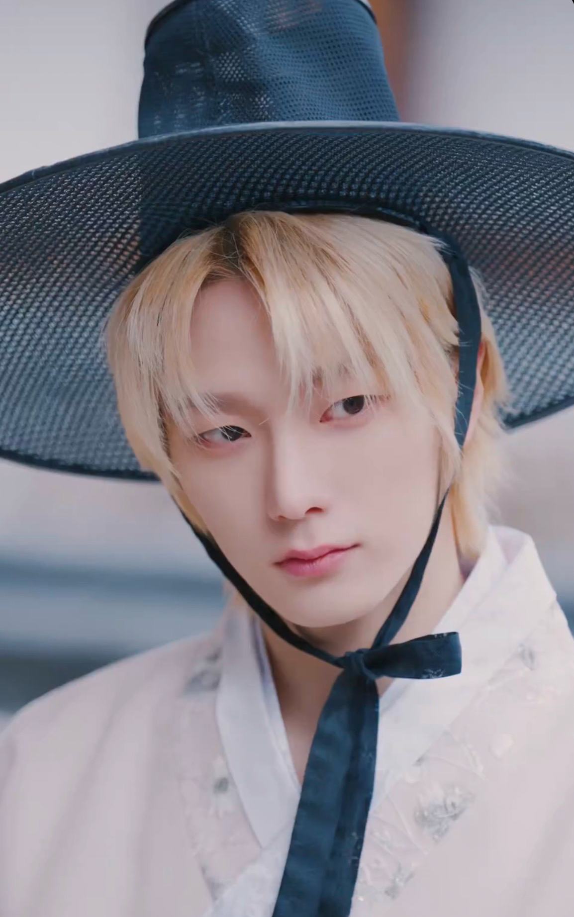 Latest photo of Sungho (BOYNEXTDOOR)