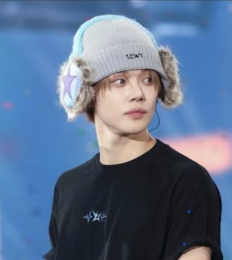 Today's hottest K-pop community feed