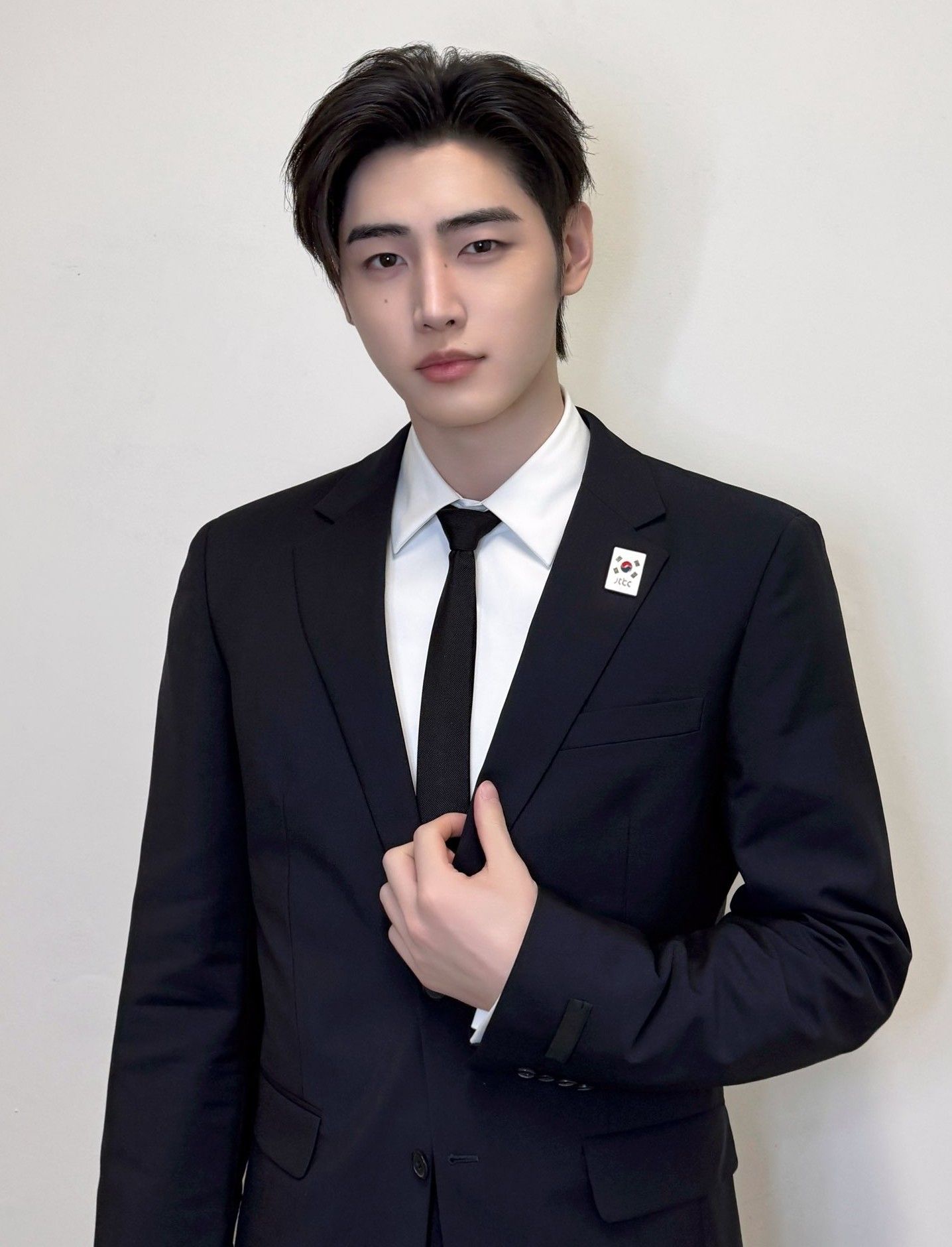 성훈 (ENHYPEN)의 비하인드 컷