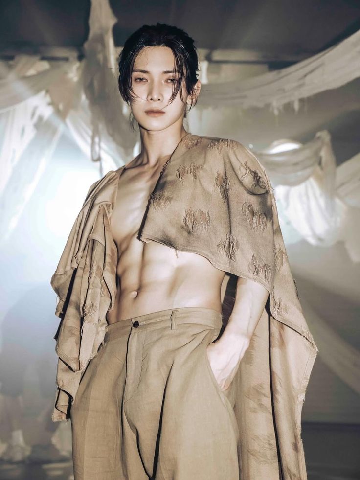 Recent activity shot of Yeosang (ATEEZ)