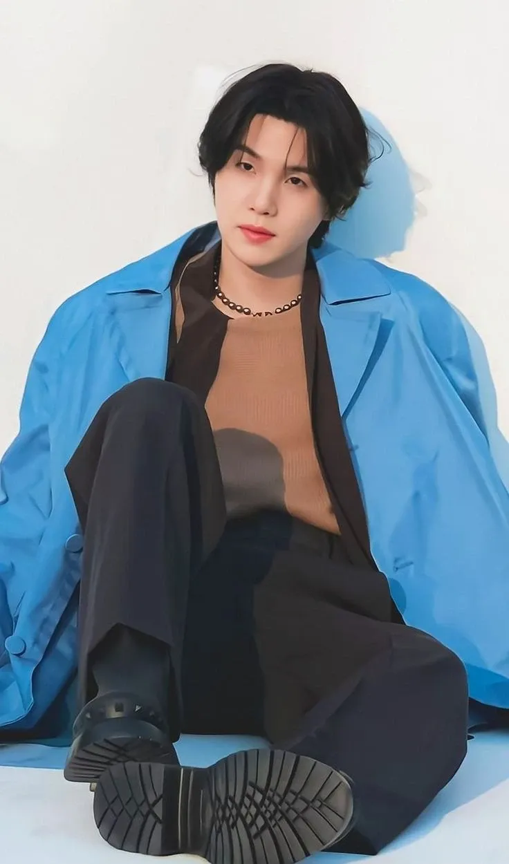 Fan-made special wallpaper for SUGA (BTS)