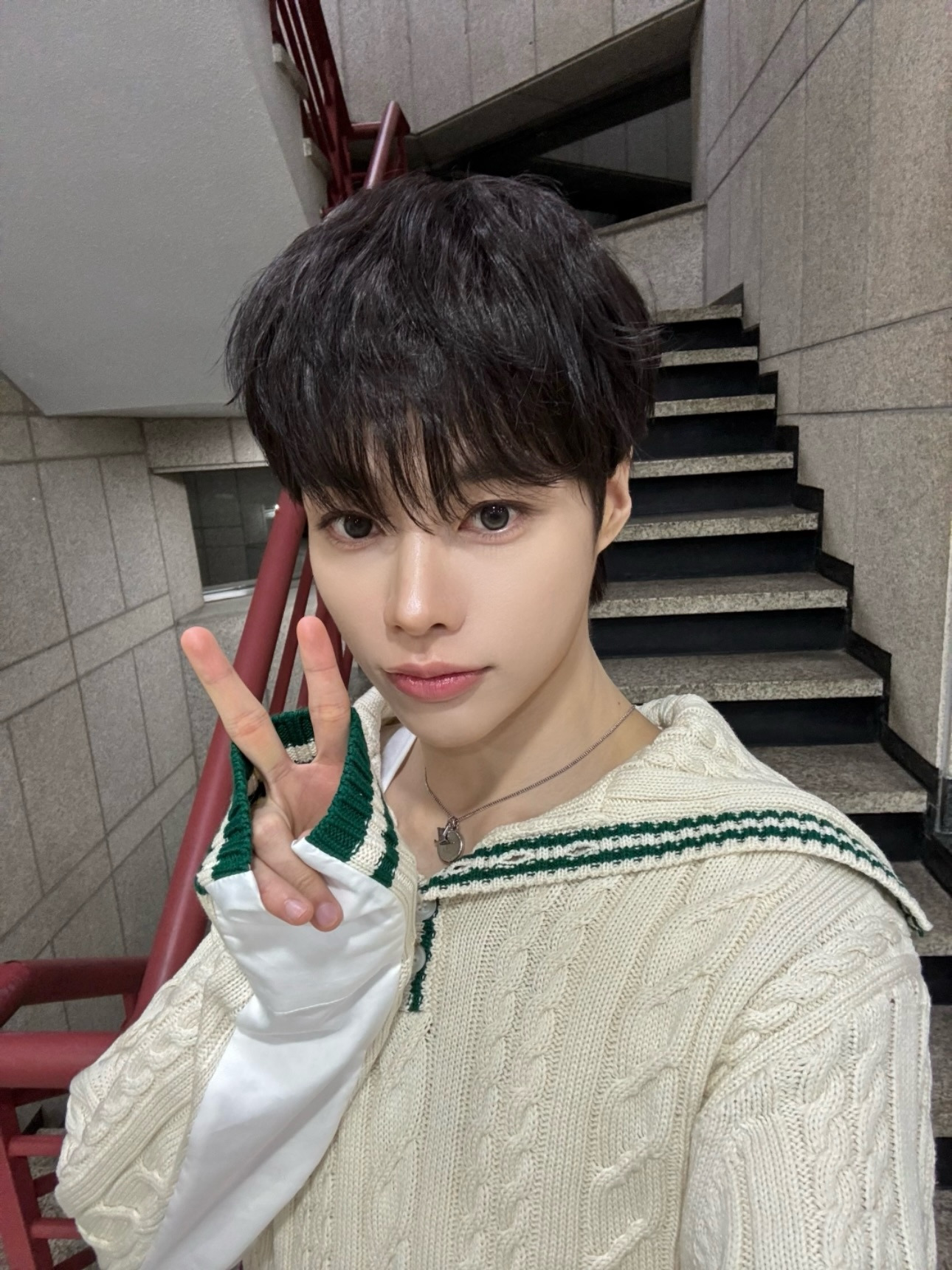 Behind-the-scenes cut of Hanbin (TEMPEST)