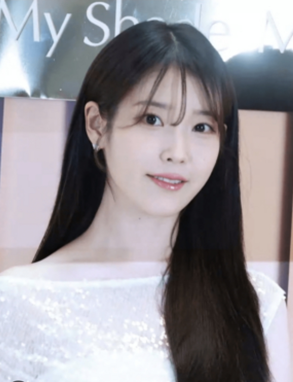 IUの舞台裏ショット