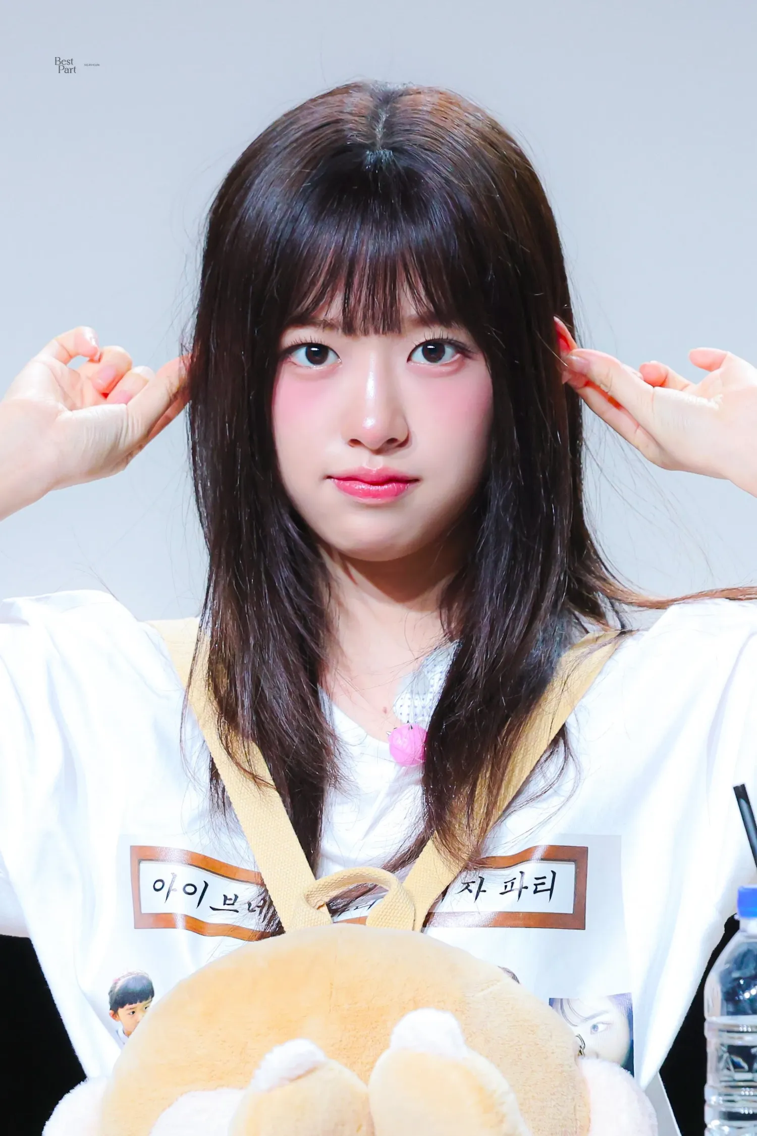 Behind-the-scenes cut of An Yujin (IVE)