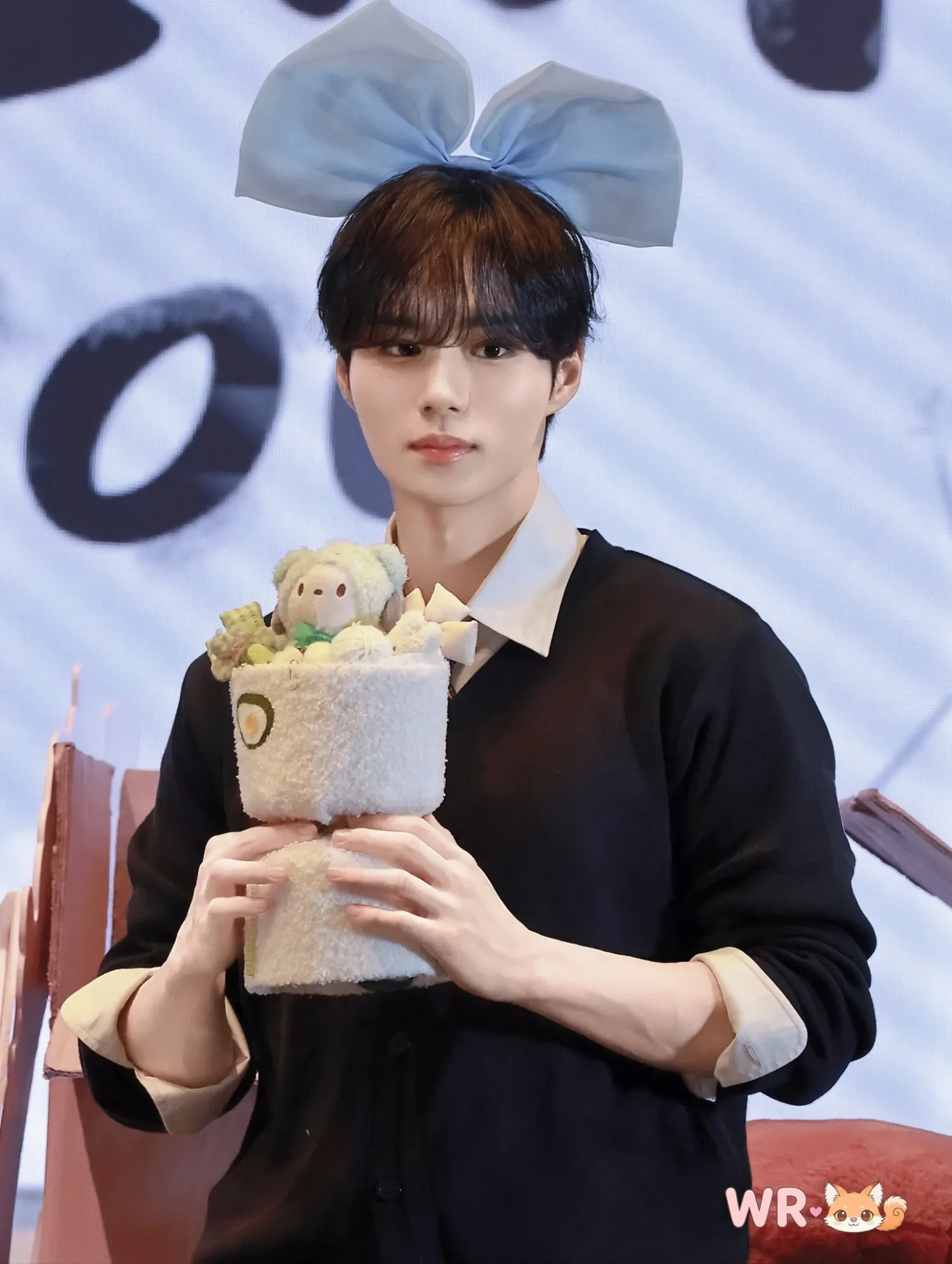 キム・ジュンソ (ALPHA DRIVE ONE)の舞台裏ショット