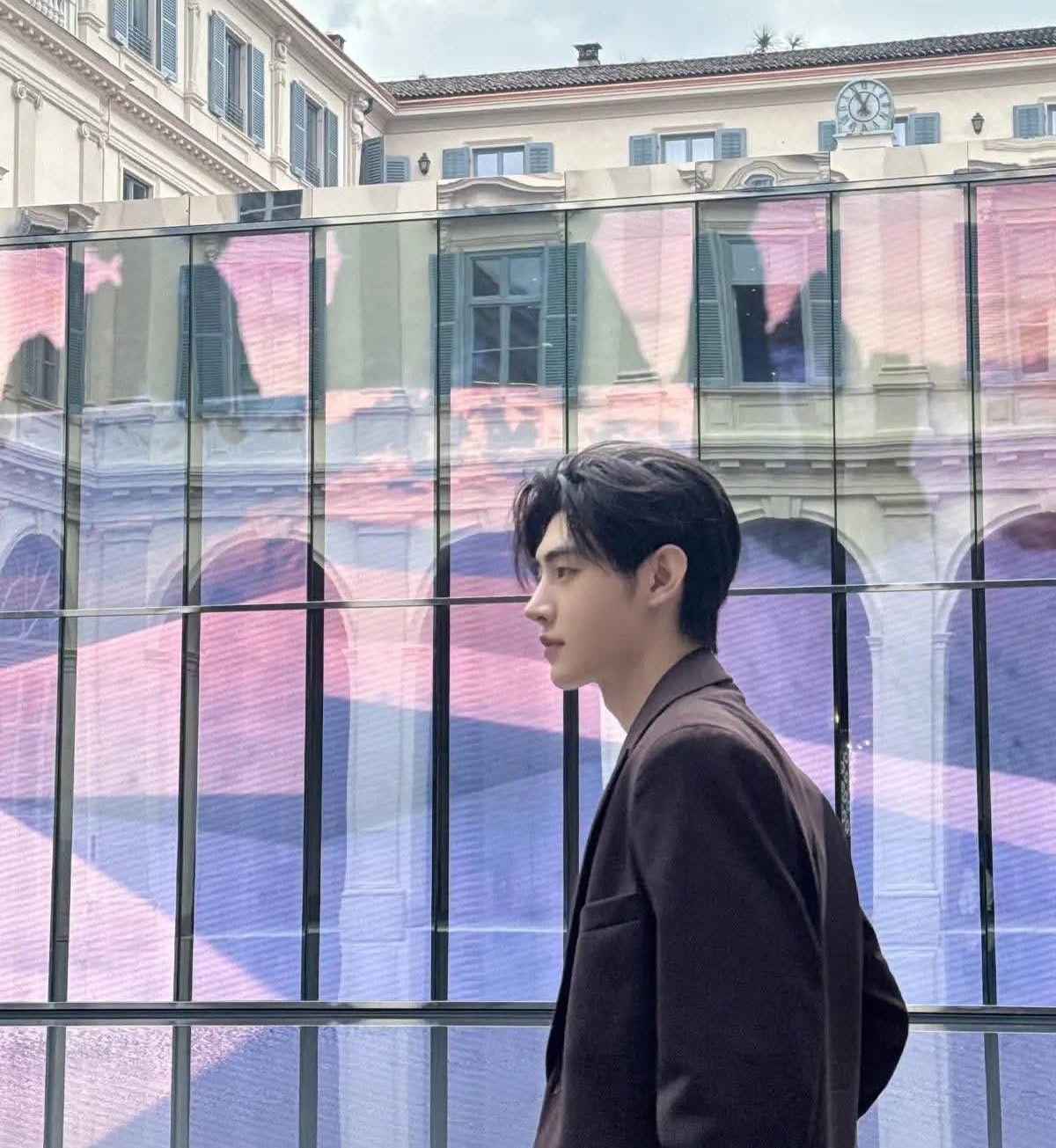 Momen yang diabadikan oleh penggemar Sunghoon (ENHYPEN)