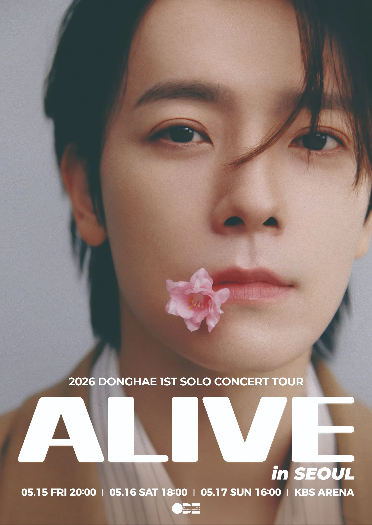 Behind-the-scenes cut of Donghae (Super Junior)