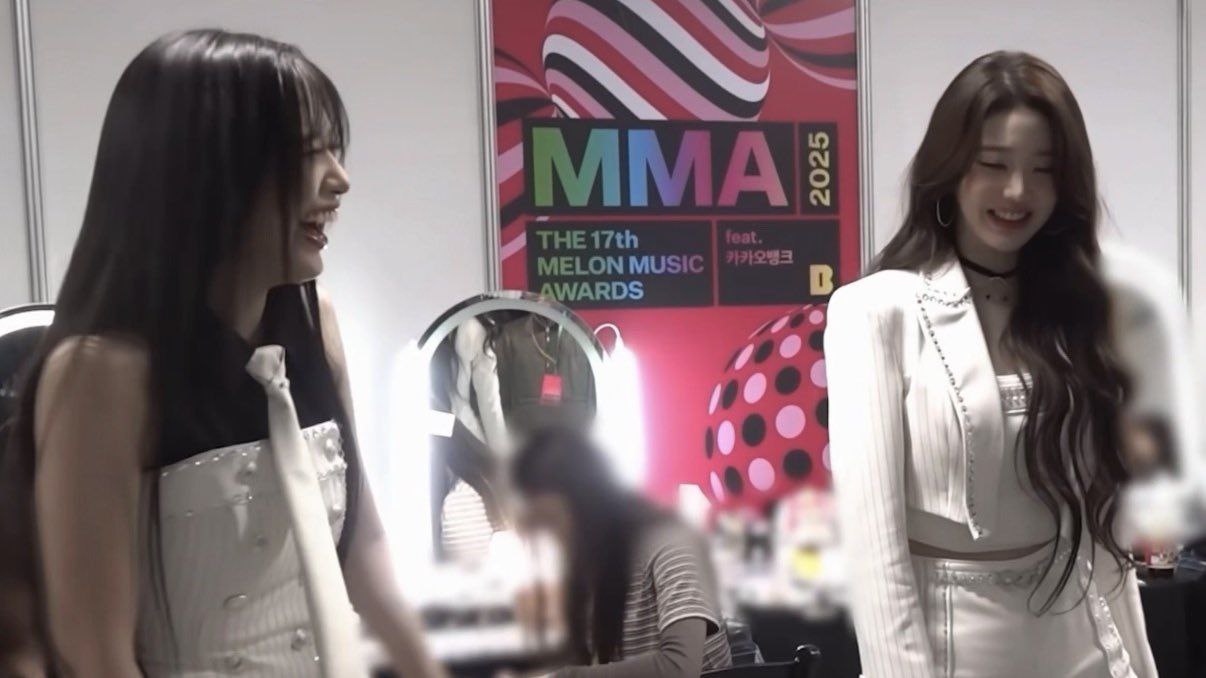 Behind-the-scenes cut of IVE