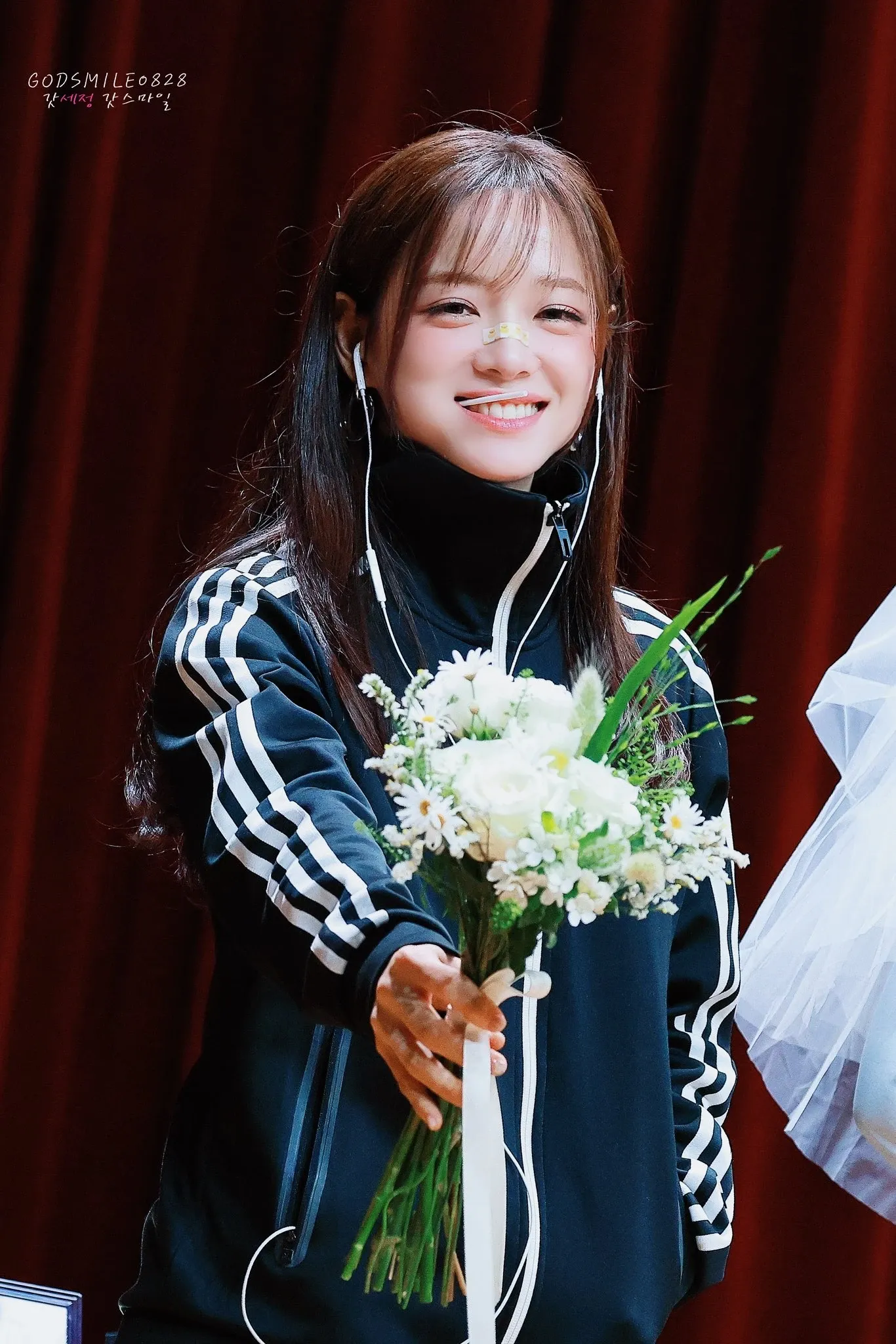 Recent activity shot of Sejeong (I.O.I)