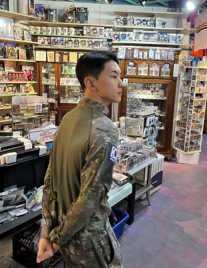 Latest photo of Hoshi (SEVENTEEN)