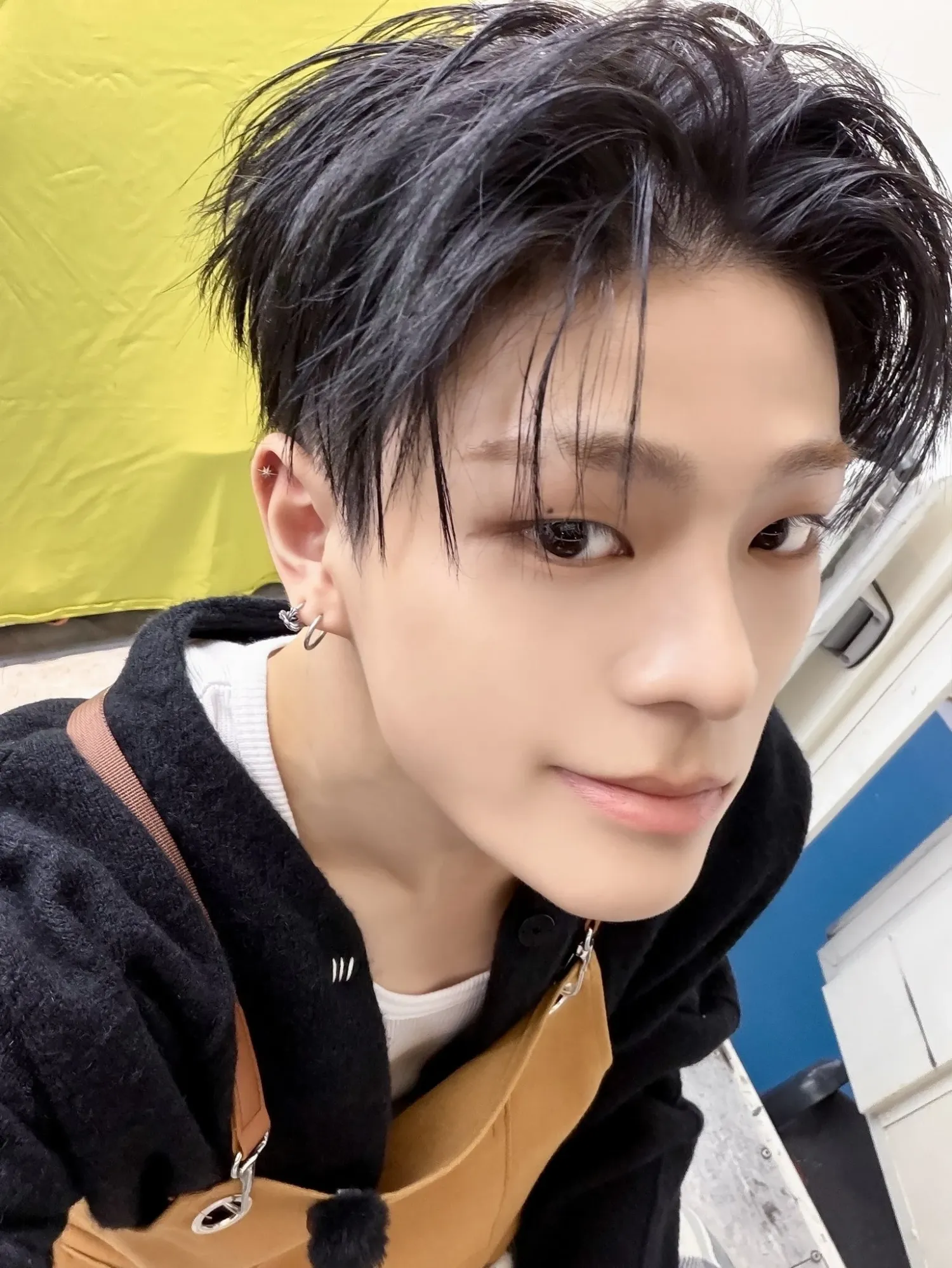 Recent activity shot of Kim Junmin (WHIB)