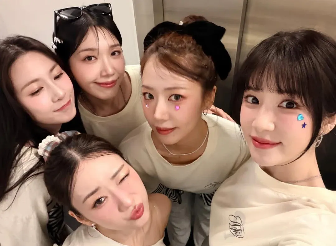 Apinkの最新写真