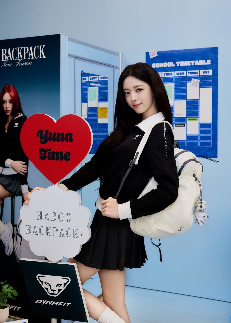 유나 (ITZY)의 비하인드 컷