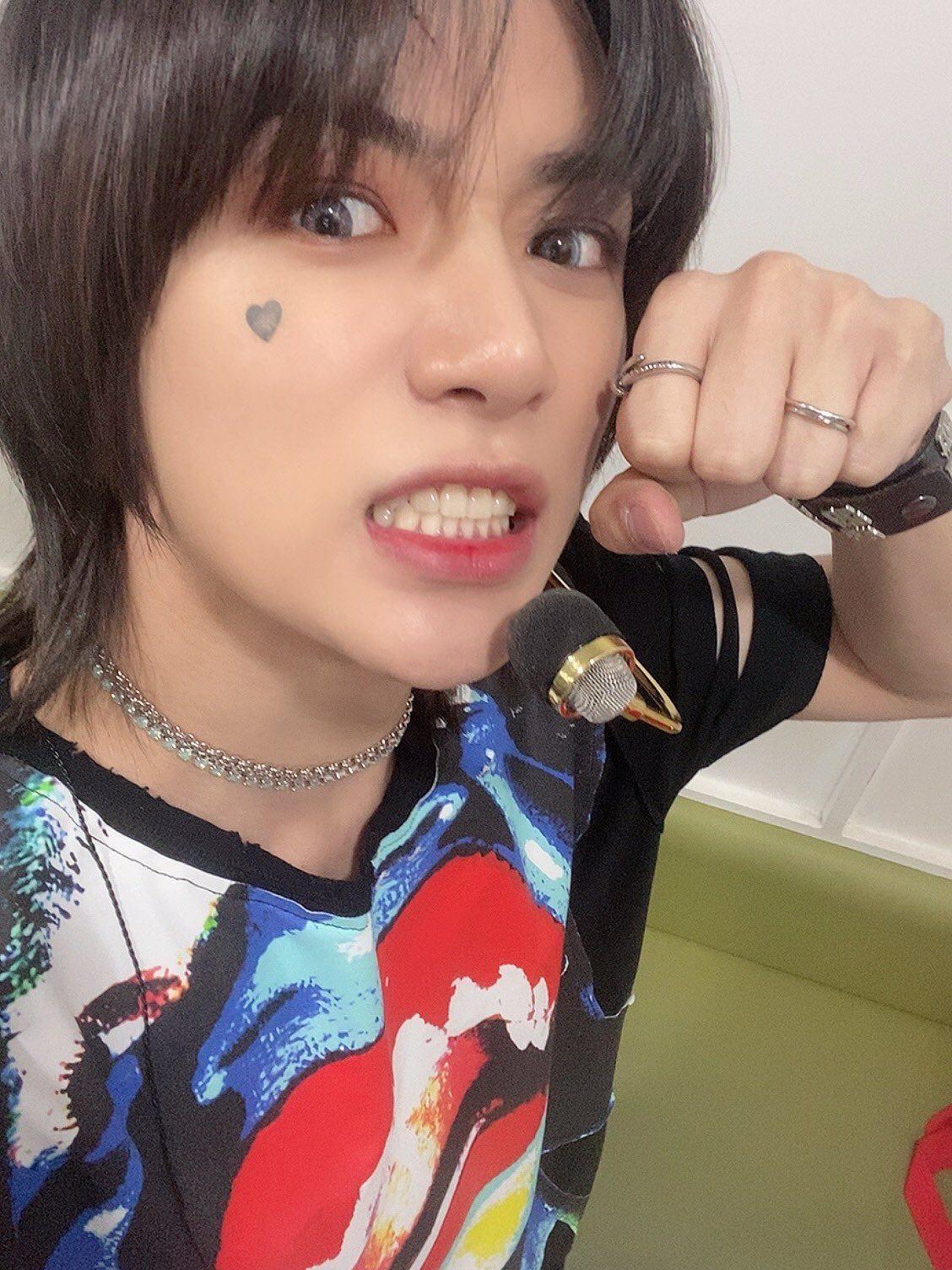 A moment captured by Beomgyu (TOMORROW X TOGETHER)'s fan