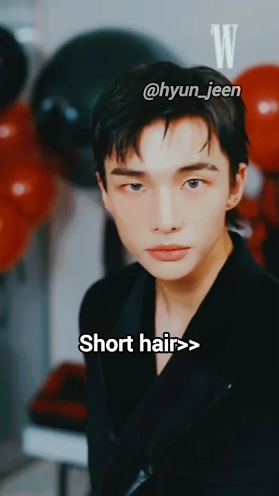 A moment captured by Hyunjin (Stray Kids)'s fan