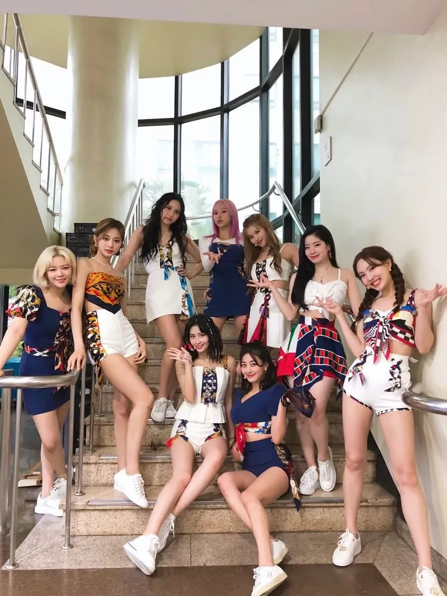 TWICE 최근 활동샷
