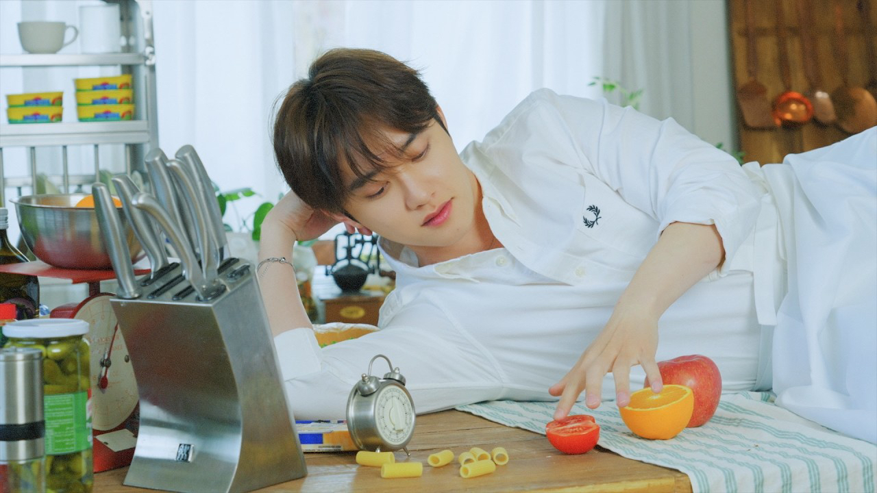 디오 (EXO) 최근 활동샷