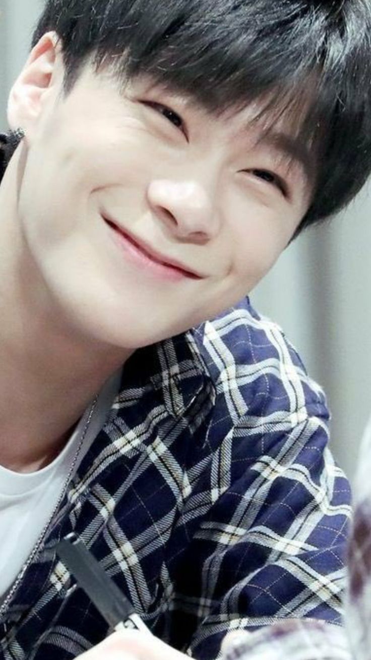 Recent activity shot of Moonbin (ASTRO)