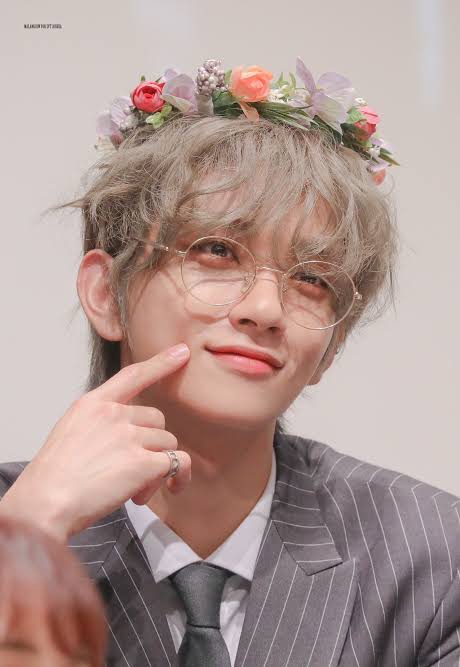 Must-see popular post of 조슈아 (세븐틴), your favorite