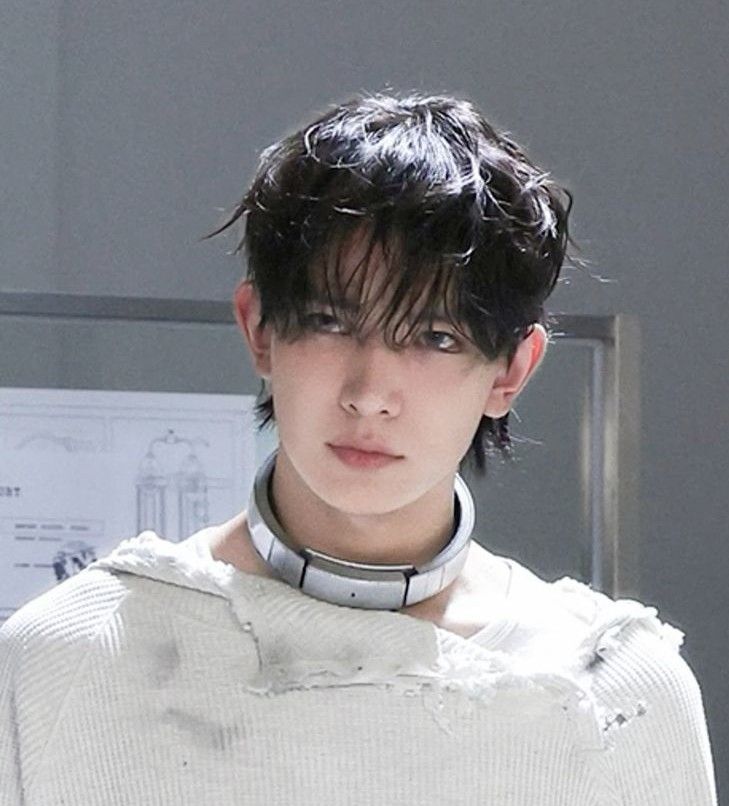 Latest photo of Heeseung (ENHYPEN)