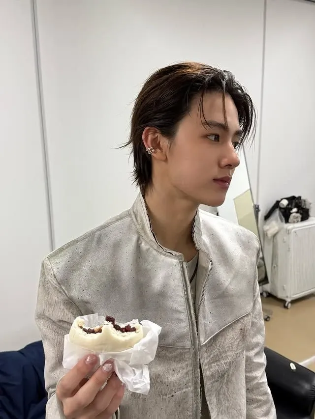 A moment captured by Seonghyeon (CORTIS)'s fan