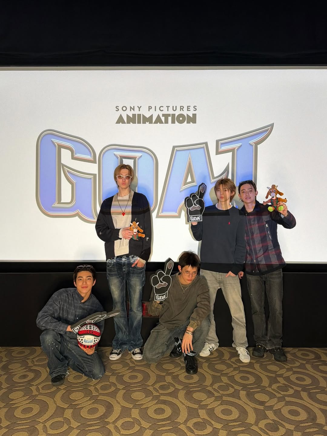 Behind-the-scenes cut of CORTIS