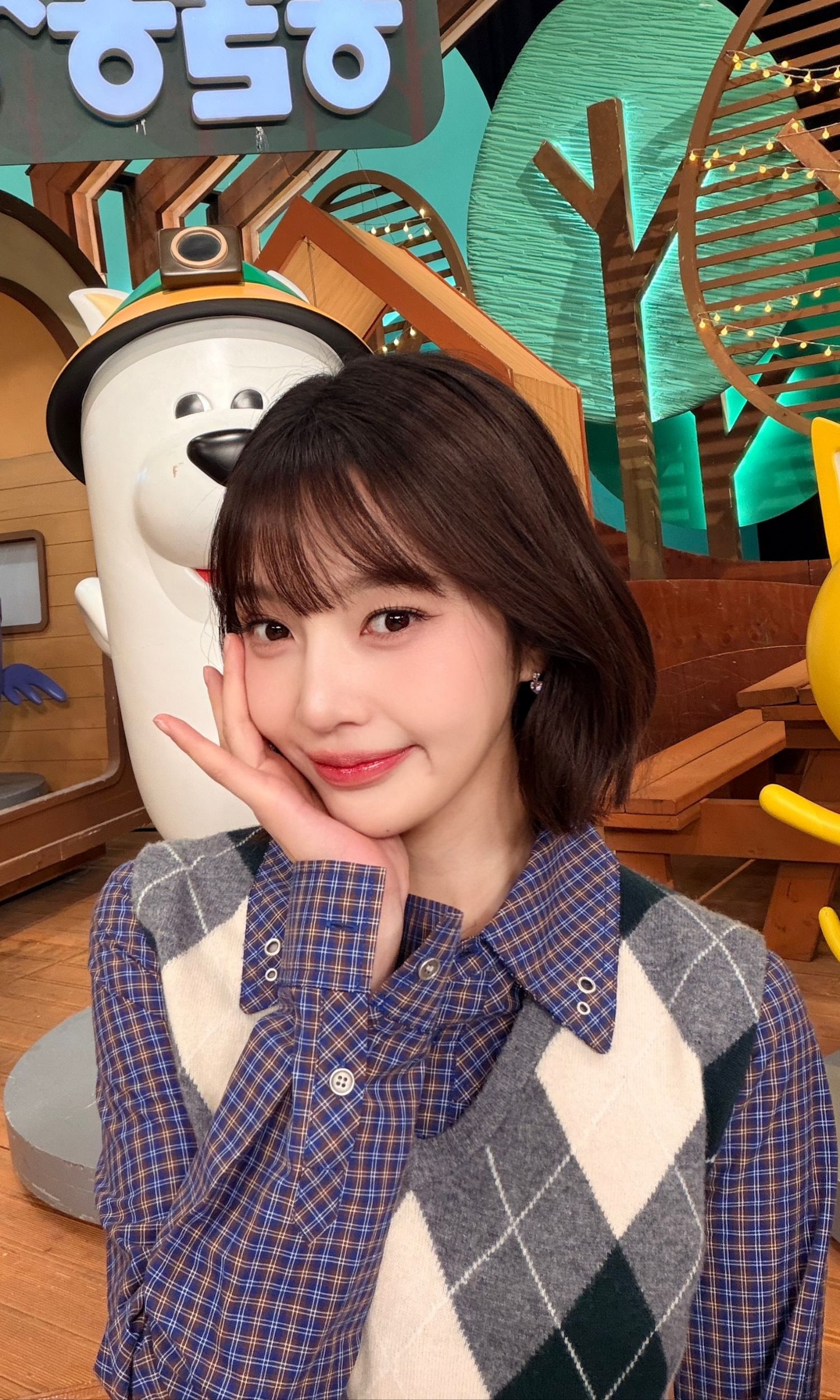 A moment captured by Joy (Red Velvet)'s fan