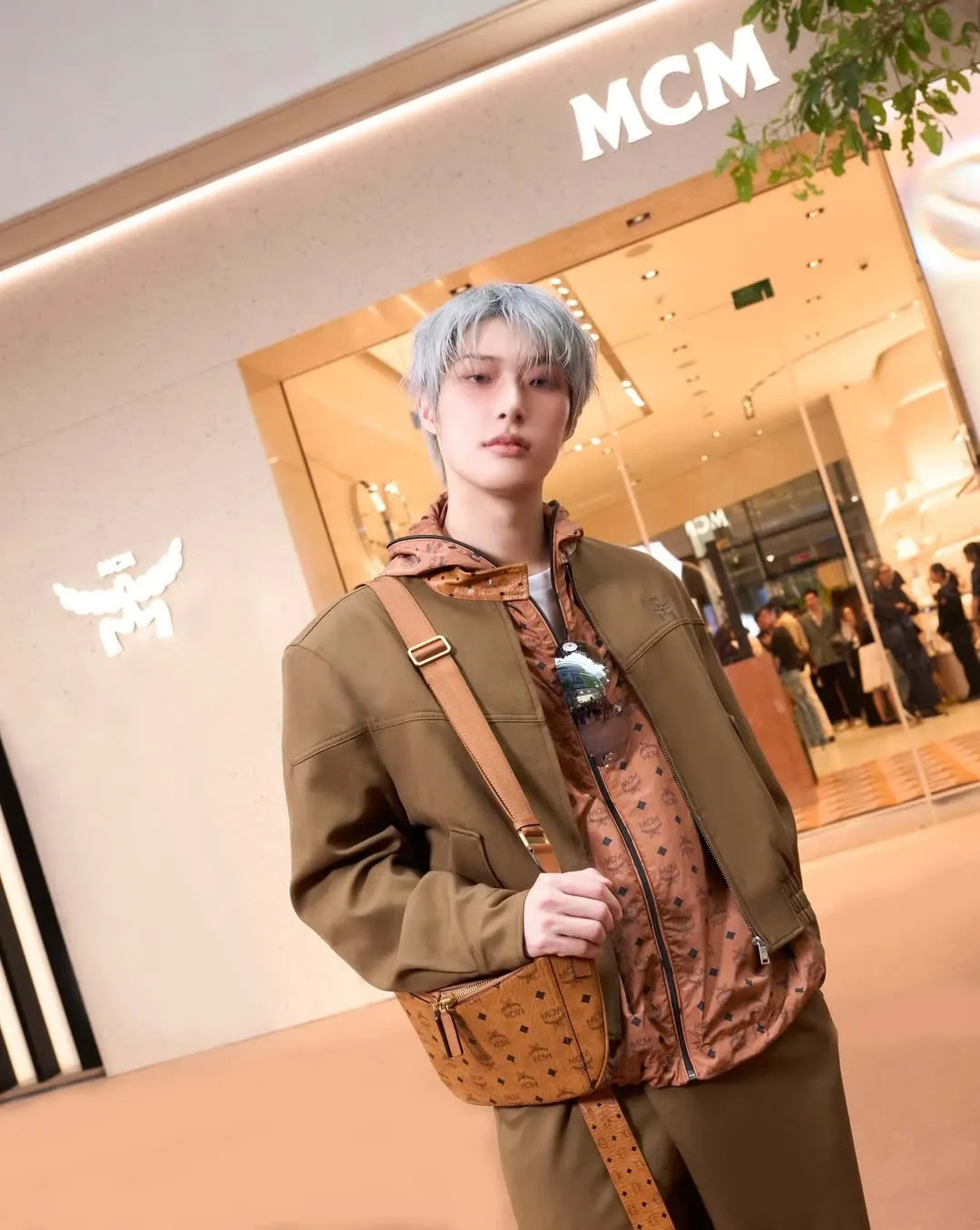 Behind-the-scenes cut of Mingi (ATEEZ)