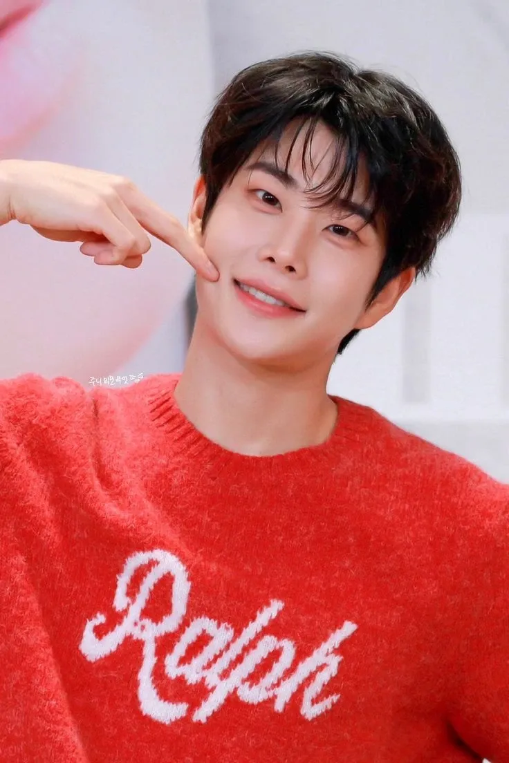 Latest photo of MJ (ASTRO)