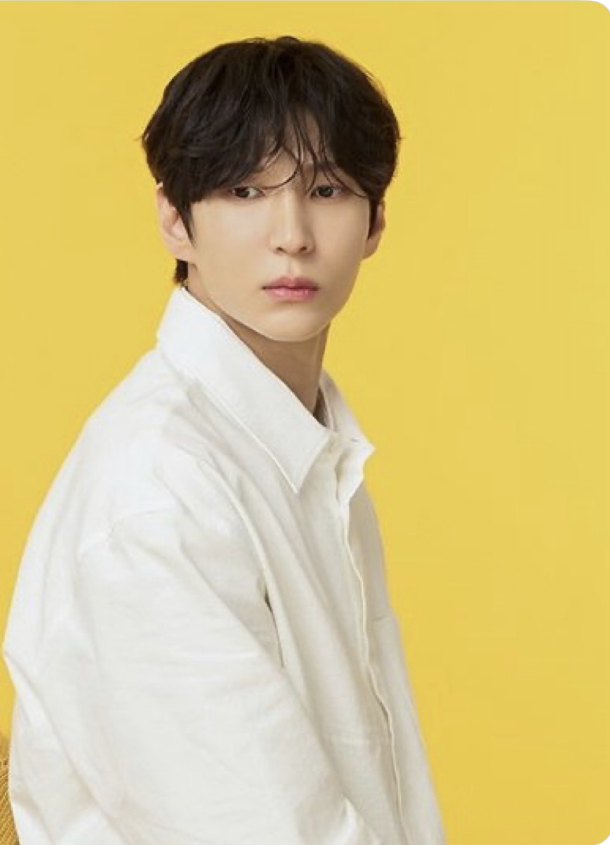 A moment captured by LEO (VIXX)'s fan