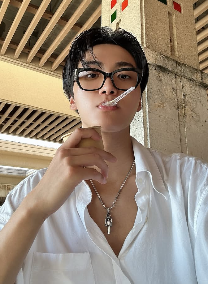 성화 (에이티즈)의 최신 사진