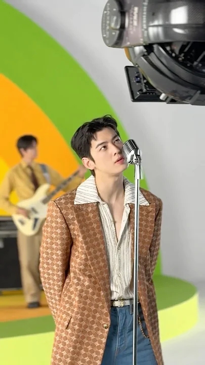 A heartfelt wallpaper shared by Eunwoo (ASTRO)'s fans