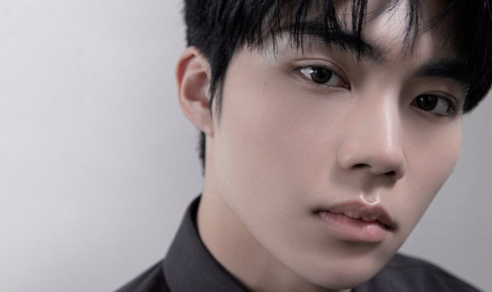 Foto aktivitas terbaru Park Gunwook (ZEROBASEONE)