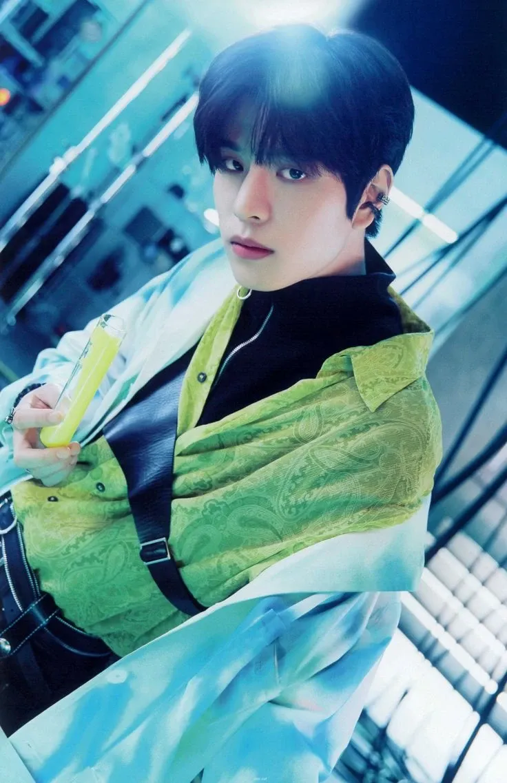 升玟 (Stray Kids)的最新照片