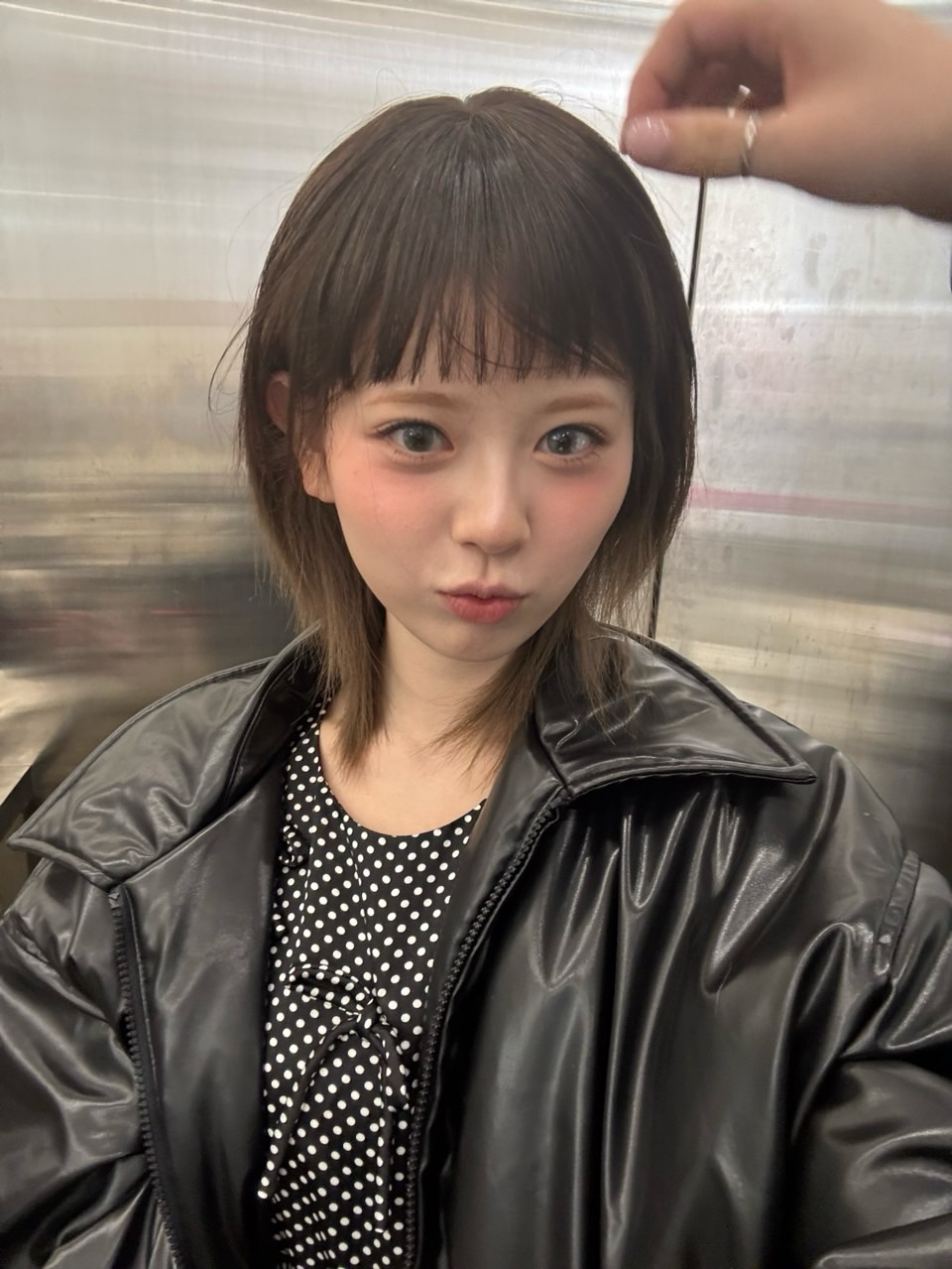 Behind-the-scenes cut of Riku (NiziU)