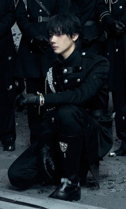 Behind-the-scenes cut of Nicholas (&TEAM)