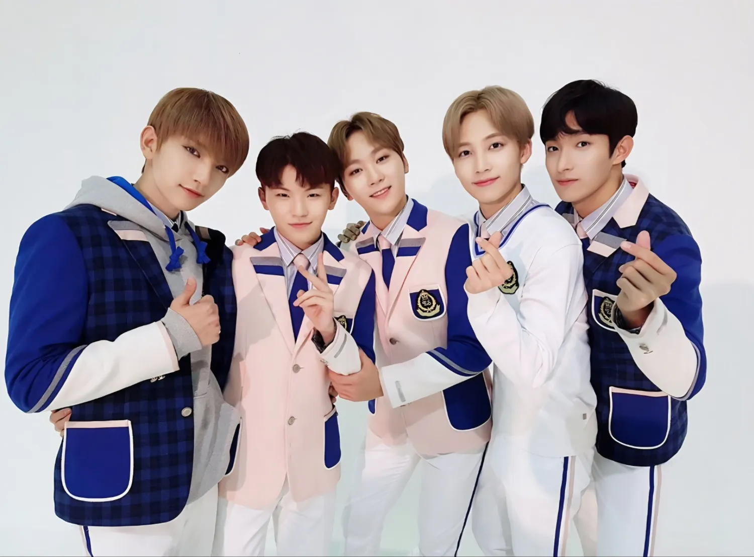 세븐틴 최근 활동샷