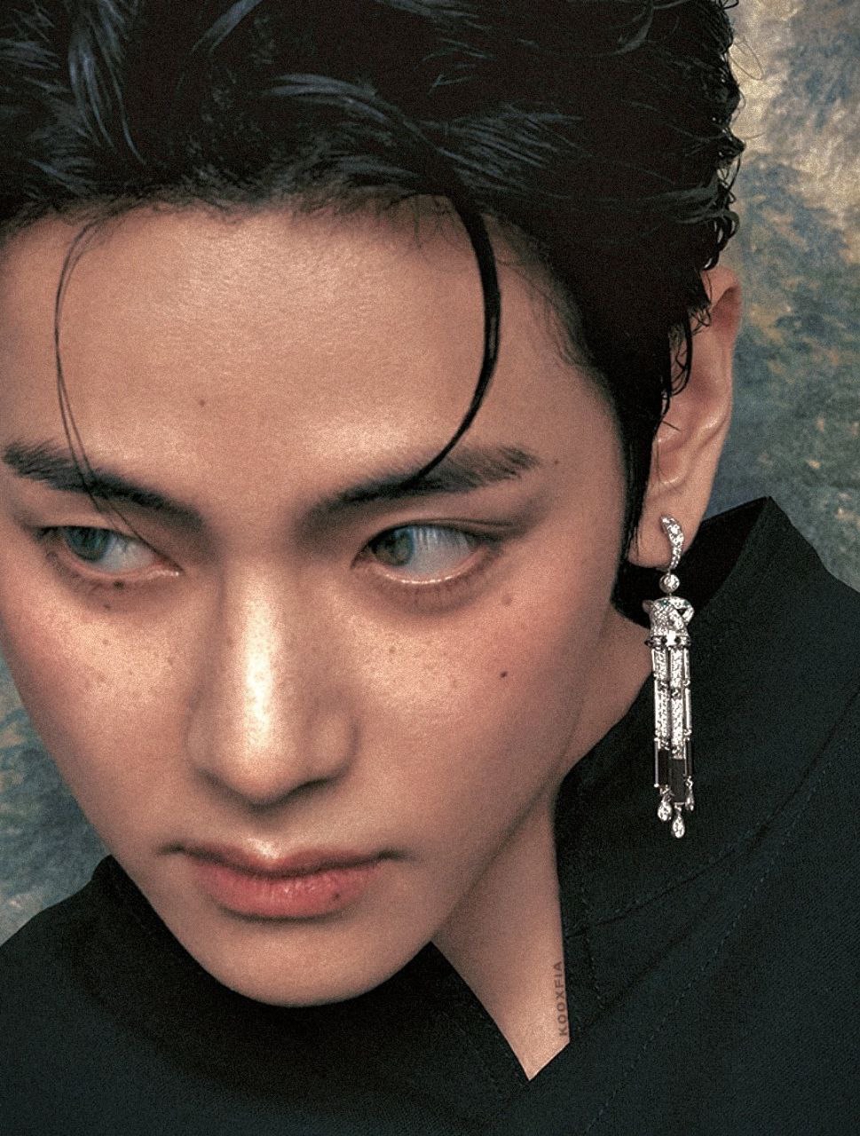 Foto terbaru V (BTS)