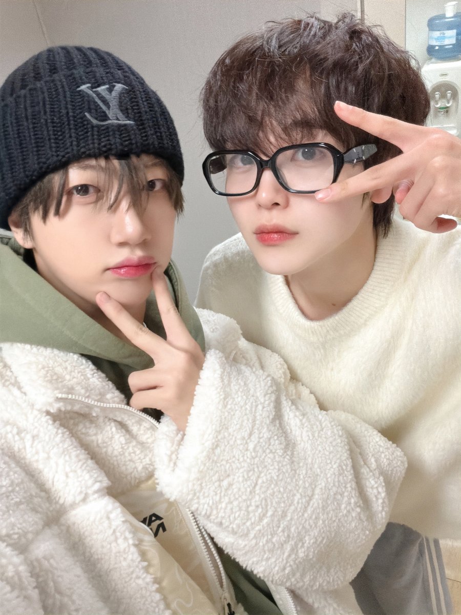 Recent activity shot of CRAVITY