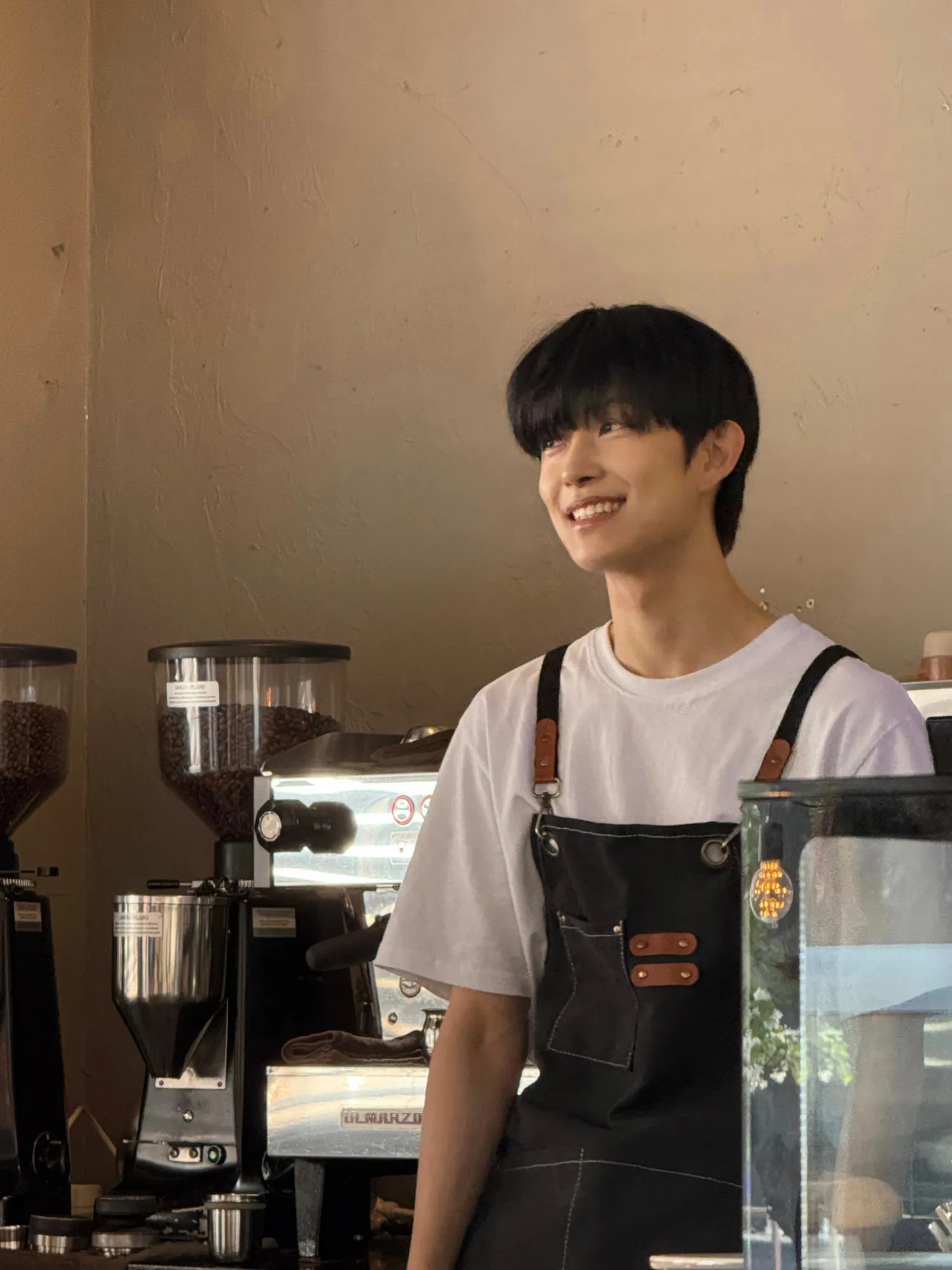 A moment captured by Kim Geonwoo (ALPHA DRIVE ONE)'s fan