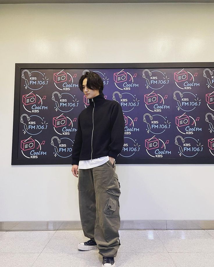 Behind-the-scenes cut of JAY B (GOT7)