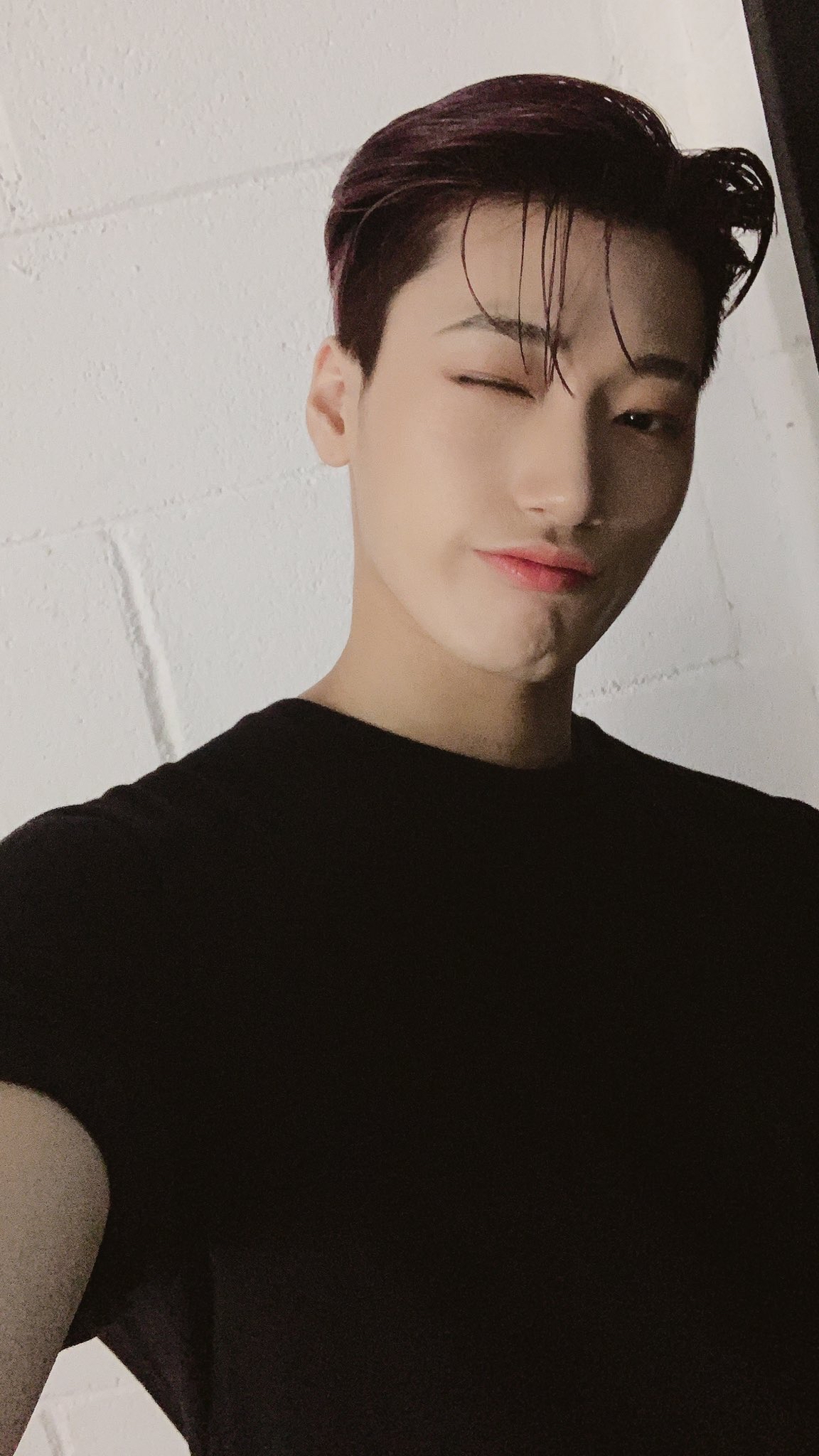 Behind-the-scenes cut of San (ATEEZ)