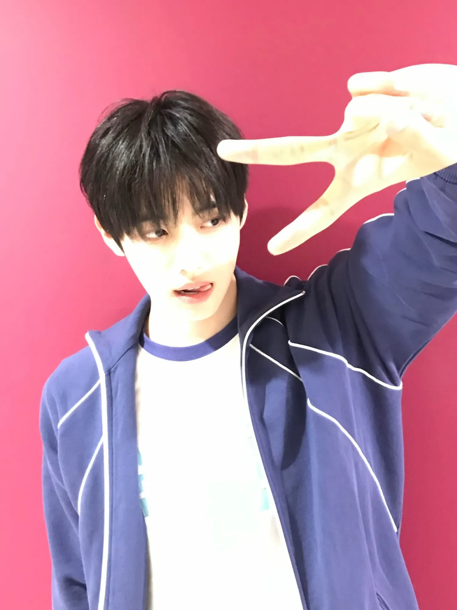 Recent activity shot of Jang yonghoon (IDID)