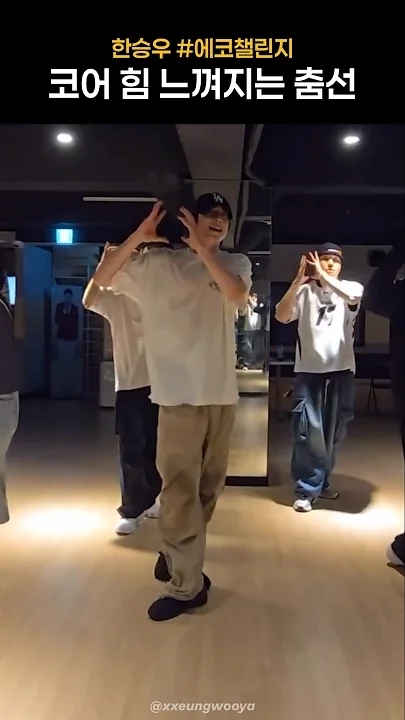 Behind-the-scenes cut of Han Seungwoo