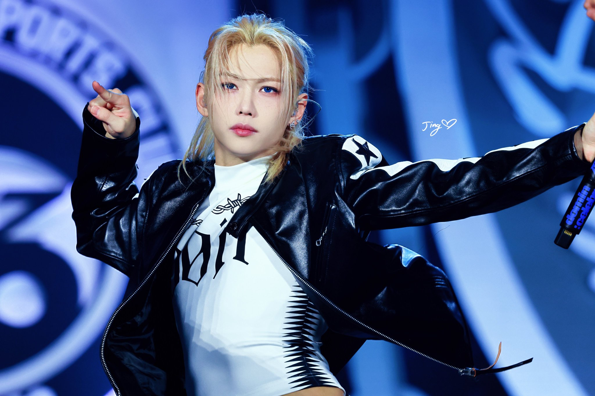 Recent activity shot of Felix (Stray Kids)