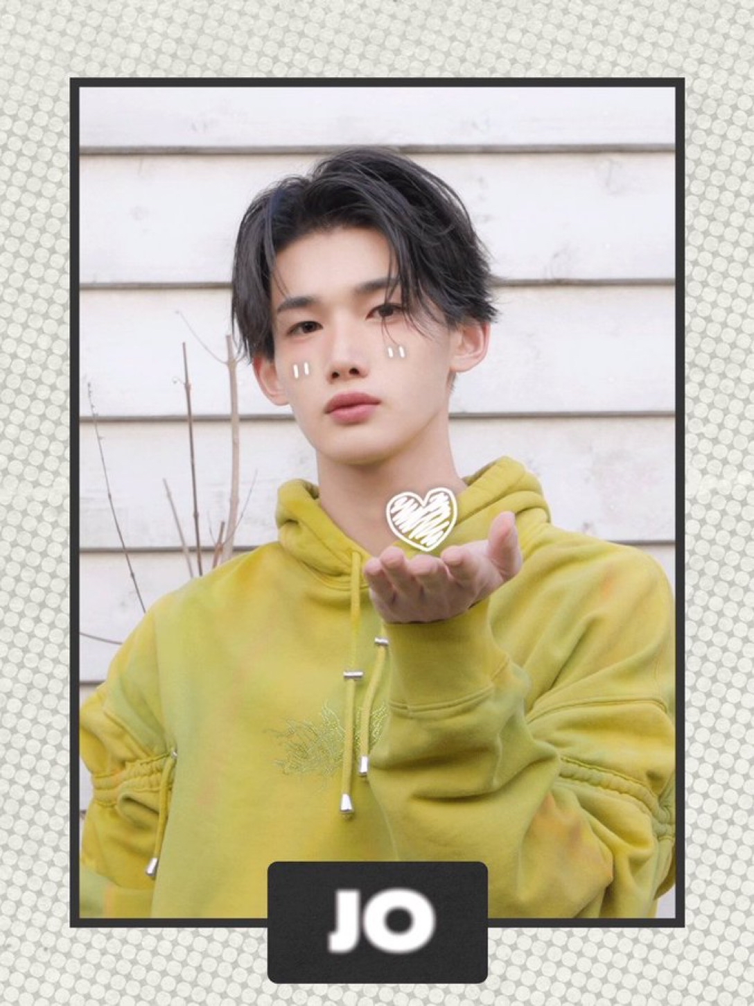 Recent activity shot of Jo (&TEAM)