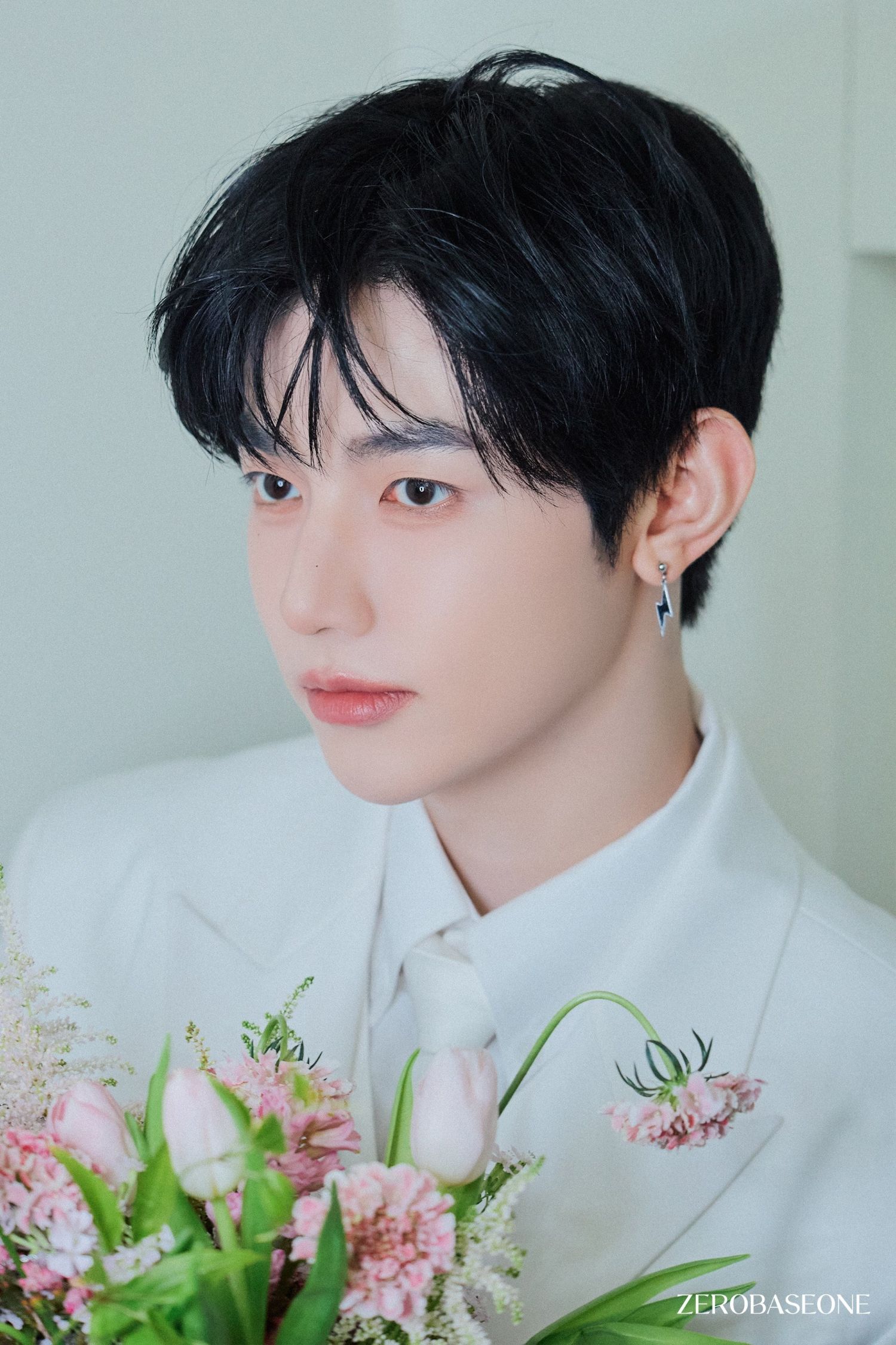 Latest photo of Zhang Hao (ZEROBASEONE)