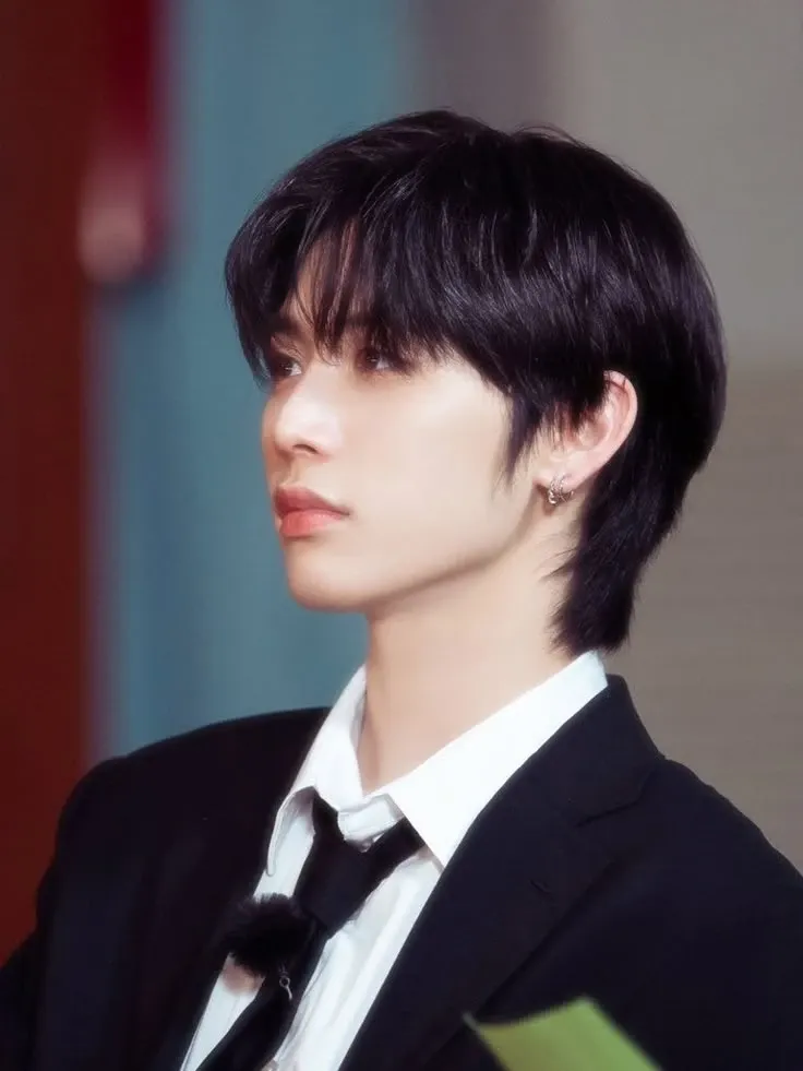 Behind-the-scenes cut of Taesan (BOYNEXTDOOR)