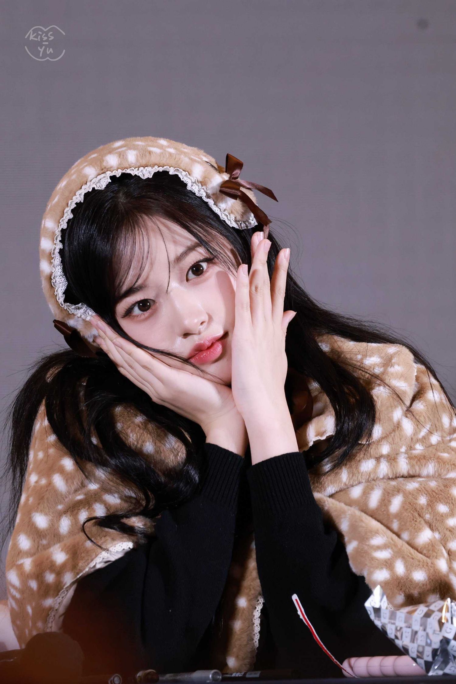 안유진 (IVE)의 비하인드 컷