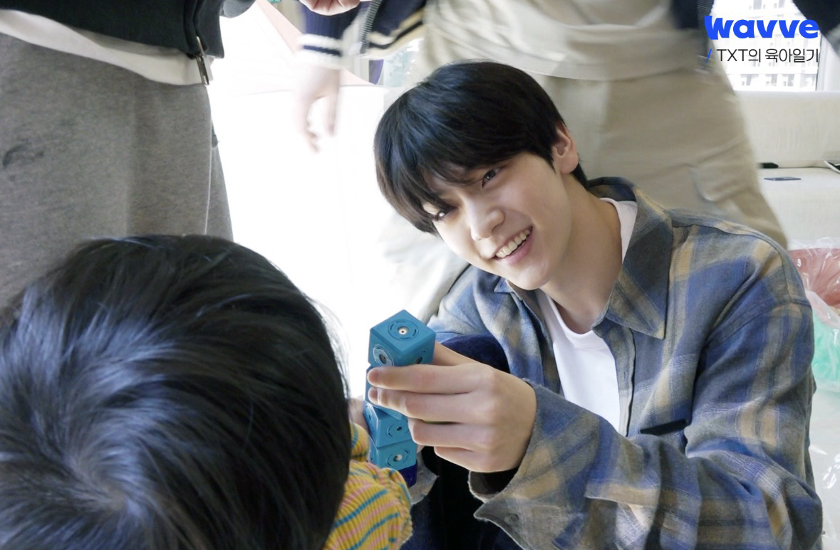 A moment captured by Soobin (TOMORROW X TOGETHER)'s fan